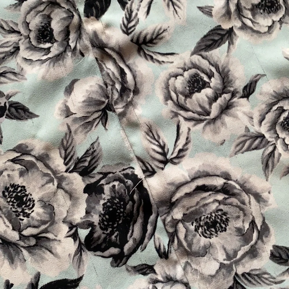 TORRID Sheer Tank Top - Picture 3 of 6